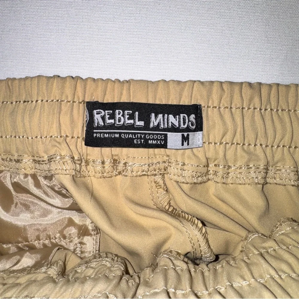 Rebel Minds Men's Tan Stacked Cargo Pants Size Medium‎